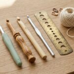 Die richtige Häkelnadel wählen: Ergonomie, Materialien & Nadelstärken im Vergleich